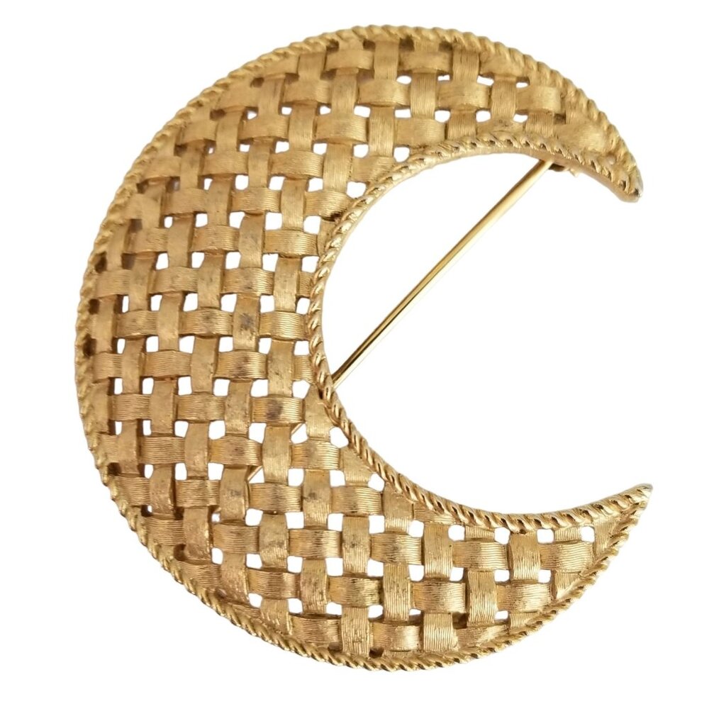 Trifari Crown Over T Gold Tone Lattice Crescent Moon Brooch, Signed M431